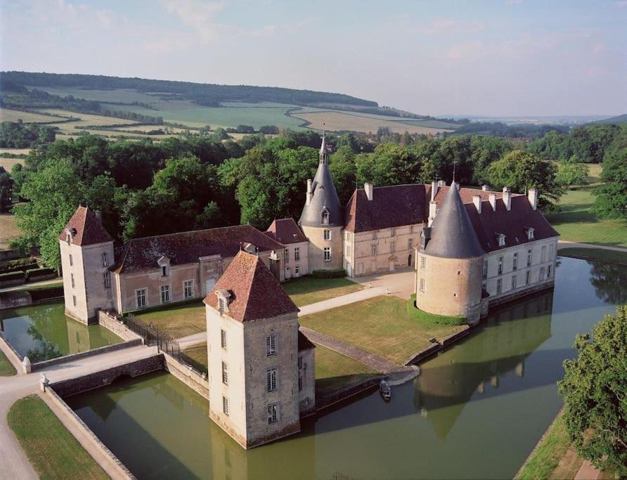 Apartamento Le Relais Vandenesse-en-Auxois Exterior foto