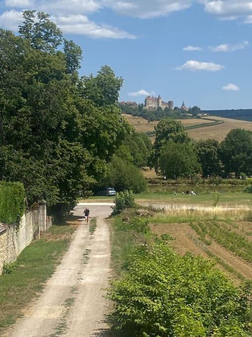 Apartamento Le Relais Vandenesse-en-Auxois Exterior foto